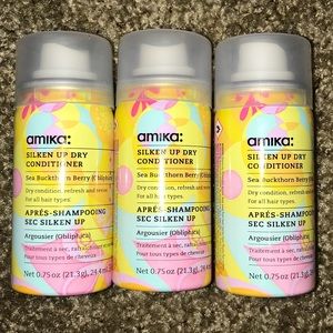 Amika dry conditioner